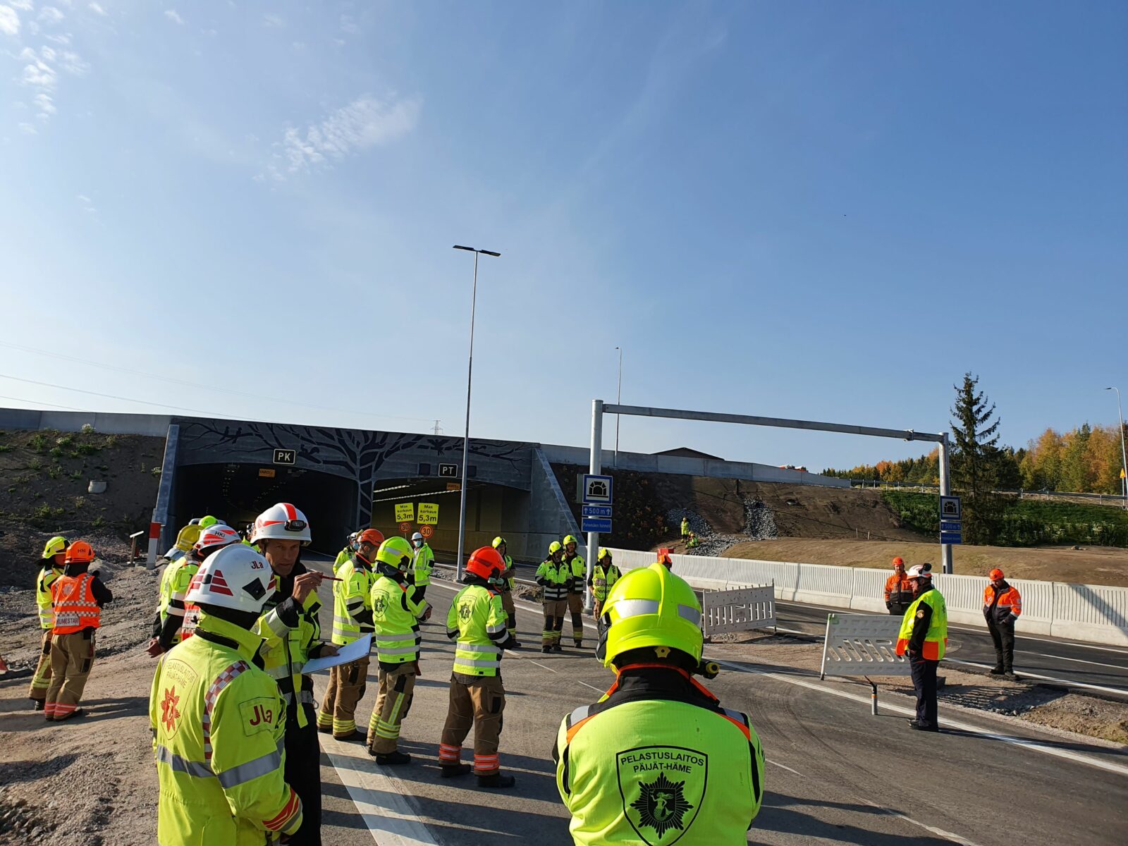 Pelastusharjoitus Lahden eteläisen kehätien maantietunnelissa 2020