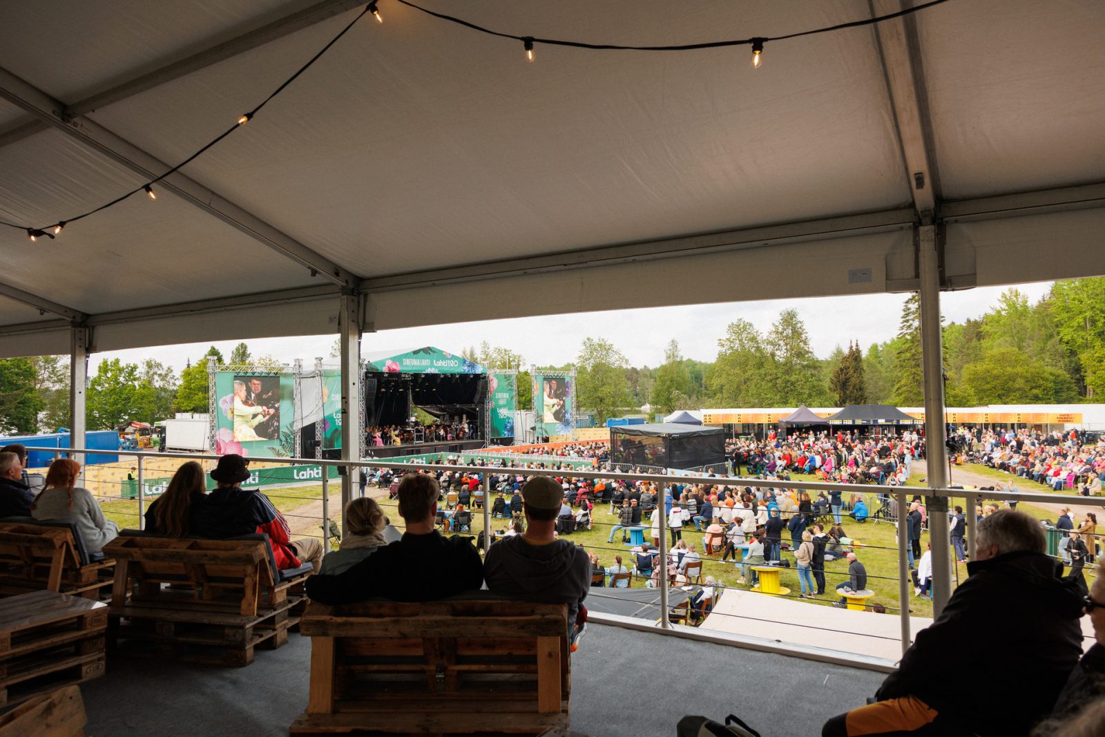 Sinfonia Lahden puistokonsertti Mukkulan tapahtumapuistossa.