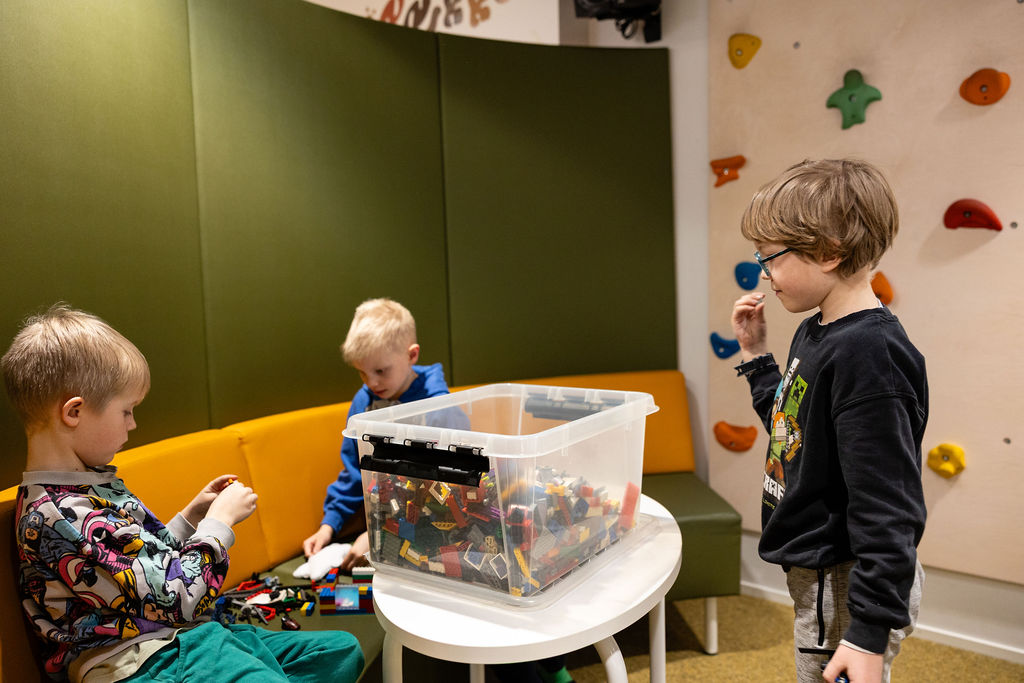 Rakennetaan legoilla