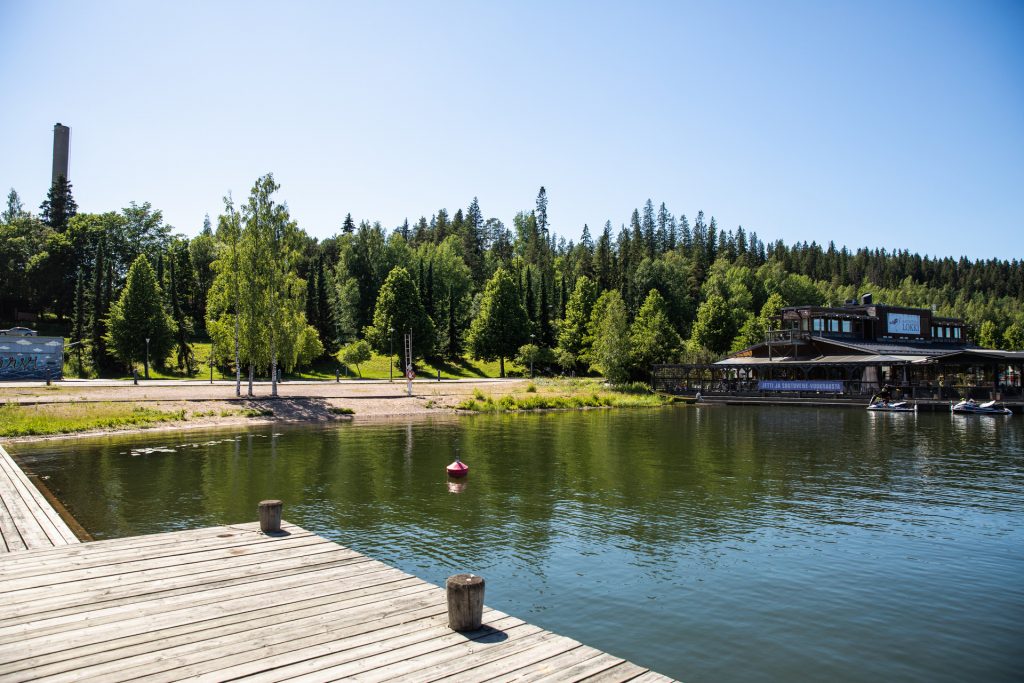 Teivaan satama Ravintola Lokin kohdalla.