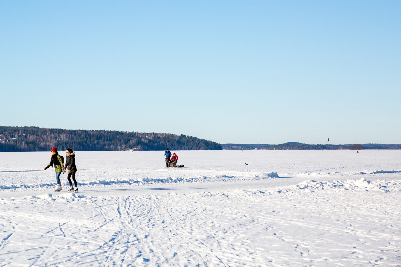 vesijärven jäällä