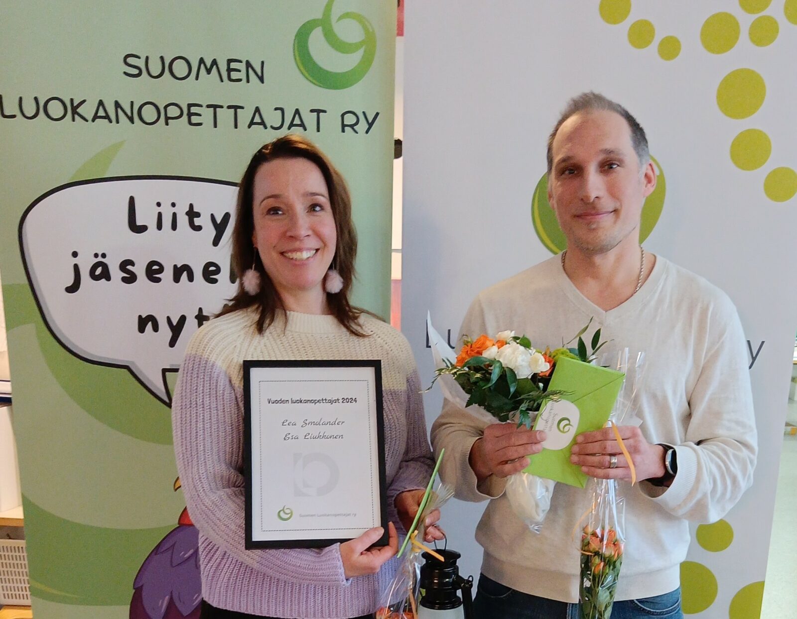 Vuoden 2024 Luokanopettajiksi Valittiin Lea Smolander Ja Esa Liukkonen Vuoden 2024 Luokanopettajiksi Valittiin Lea Smolander Ja Esa Liukkonen